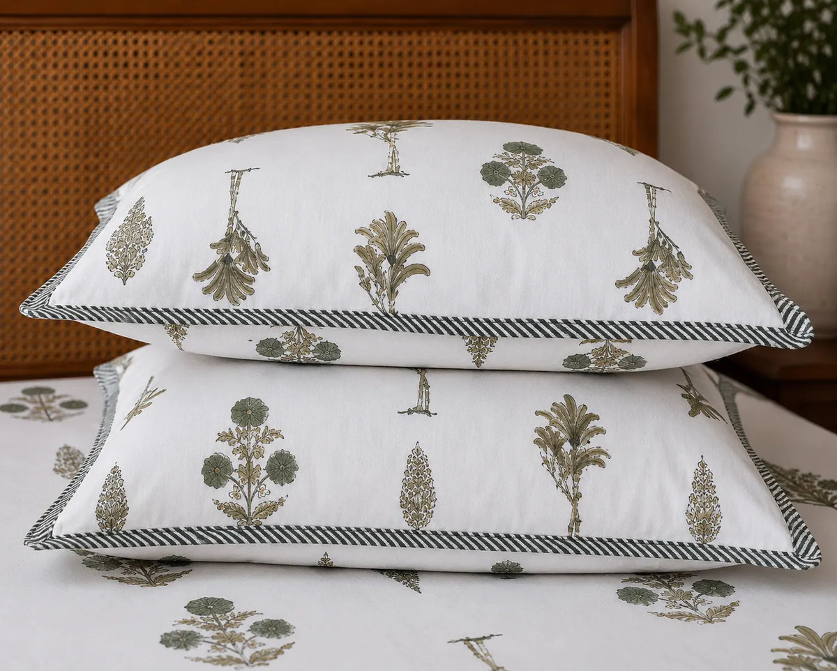 Vrindavan Vriksha Booti Cotton Bedsheet with 2 Pillow Covers | Premium Jaipuri Floral Print |(108x108 super king size)